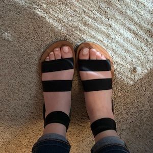 steve madden raffy sandal black